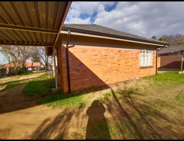 4 BEDROOM HOUSE FOR SALE IN DISCOVERY